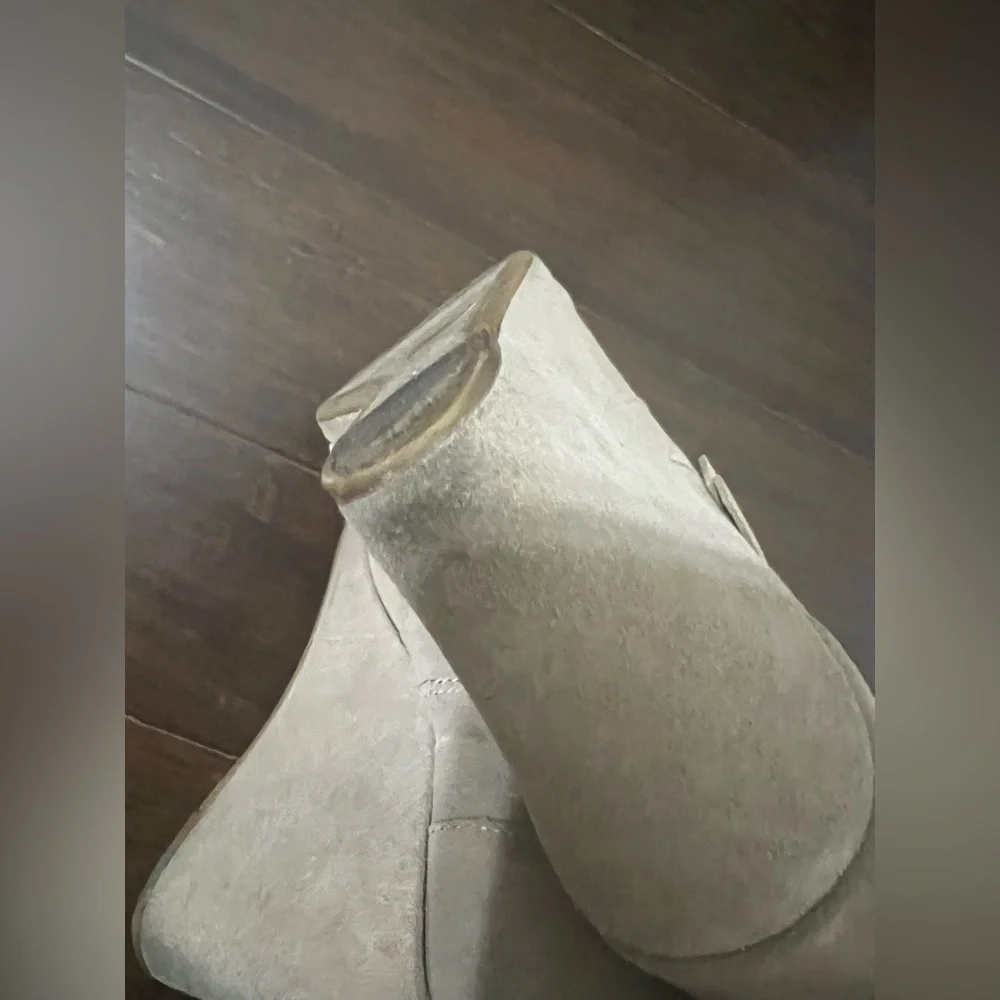 Toms Tan Ankle Boots - Picture 7 of 10
